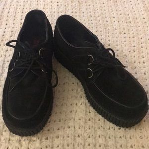 Demonia Suede crepe bottom creeper shoes size 11